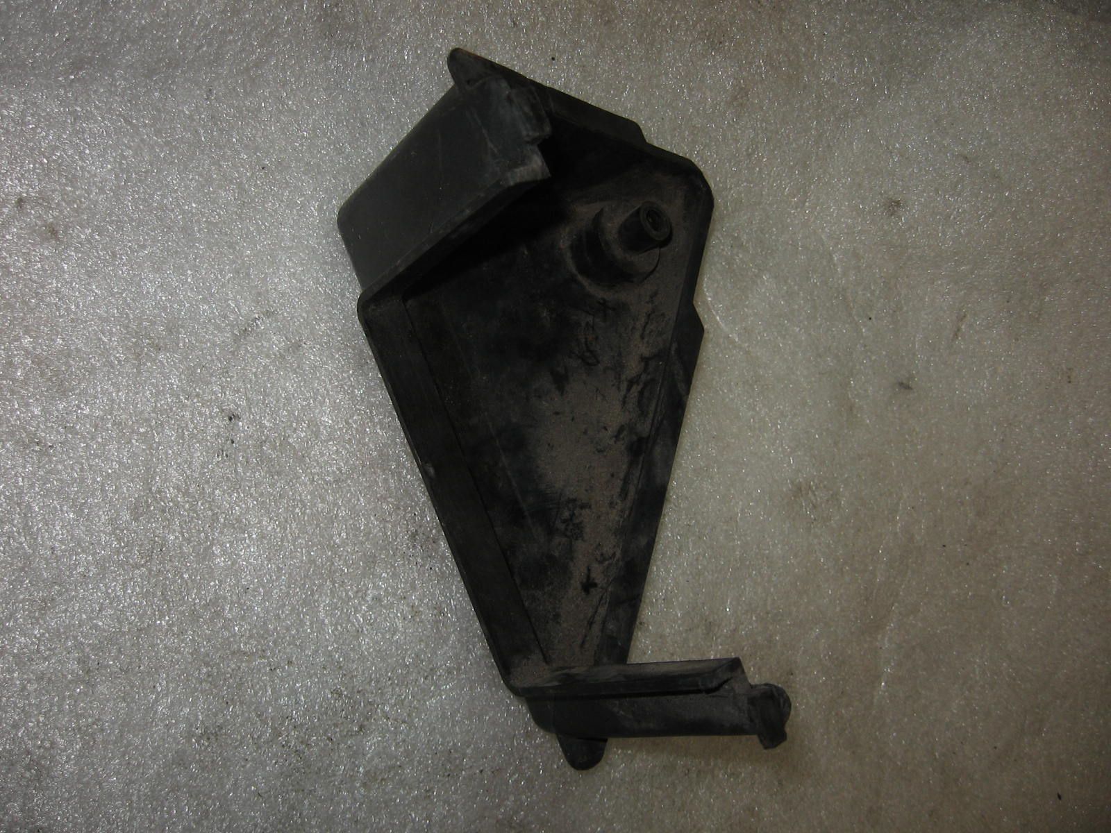 zijkap frame rechts , deksel electro	Cmx250c 85-87  	83540-kr3-000