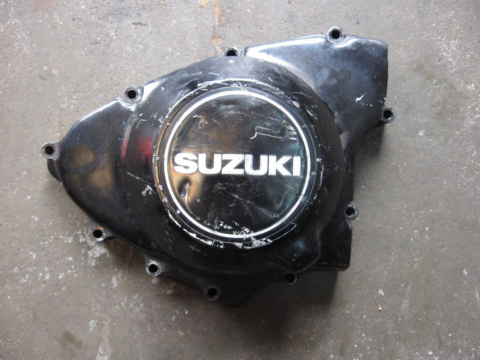 blokdeksel links , dynamodeksel . 	gs500e   	11351-01D00