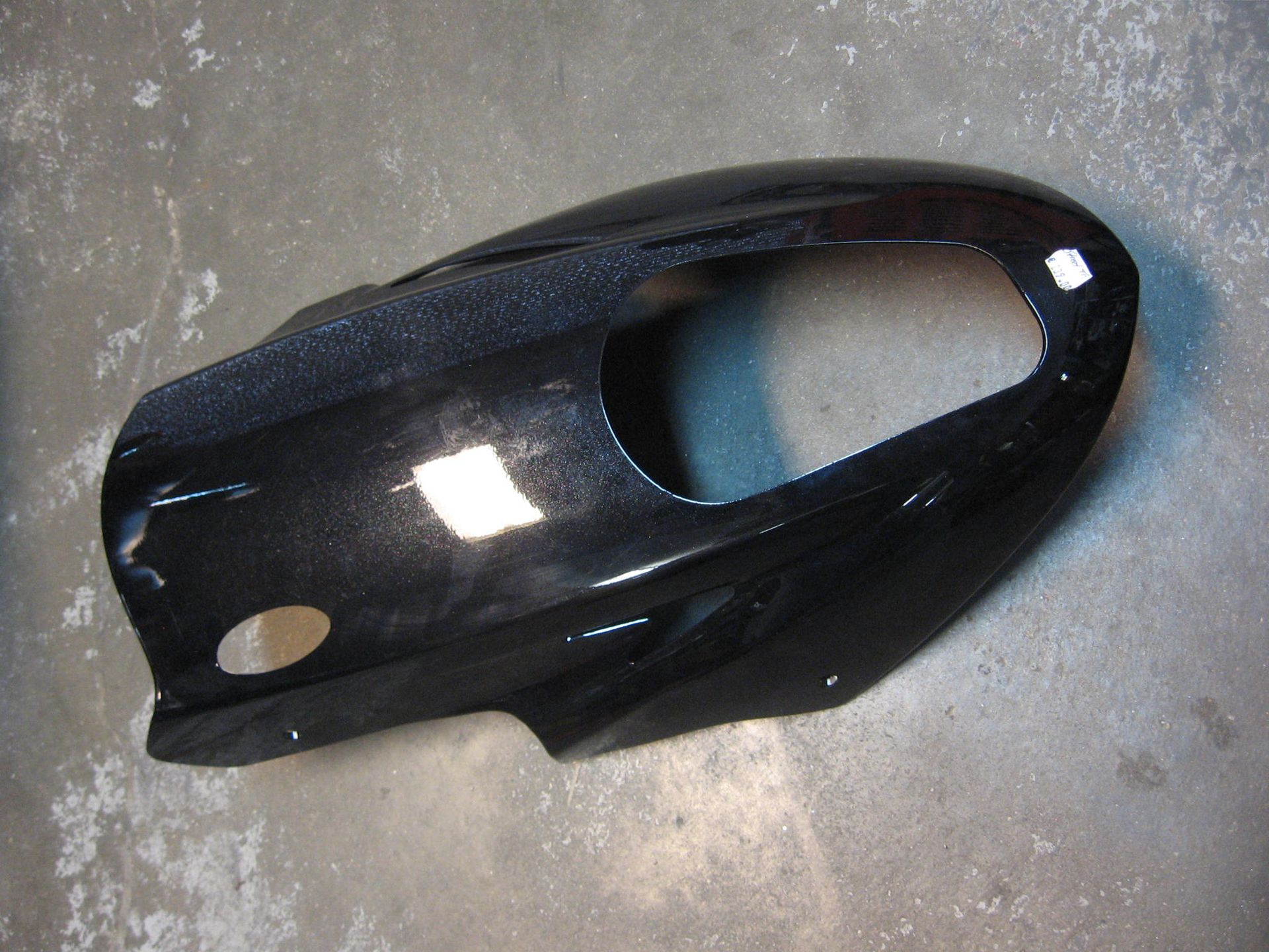 Bellypan // street triple 675  2007-13 ,  street triple R 2008-13	display model , lichte krasjes , zonder bevstegings kit 			A2305556