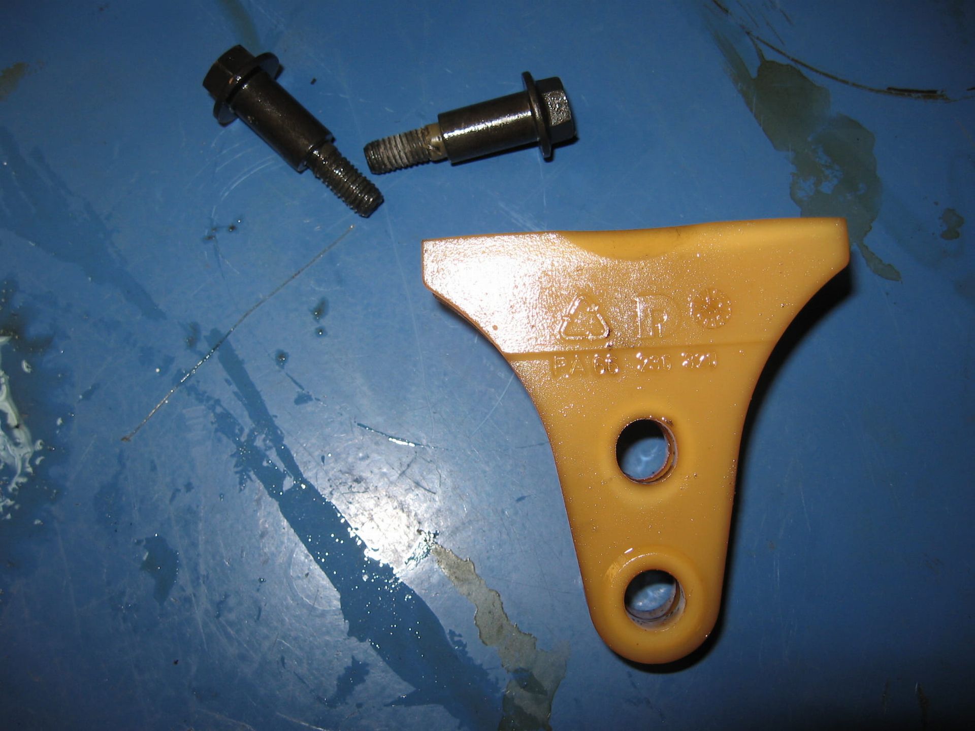 nokkenaskettingspannergeleider ,nokkenaskettonggeleiders, F650GS 1999- 2008 11317652906,11317652907,11317652908,11312343089