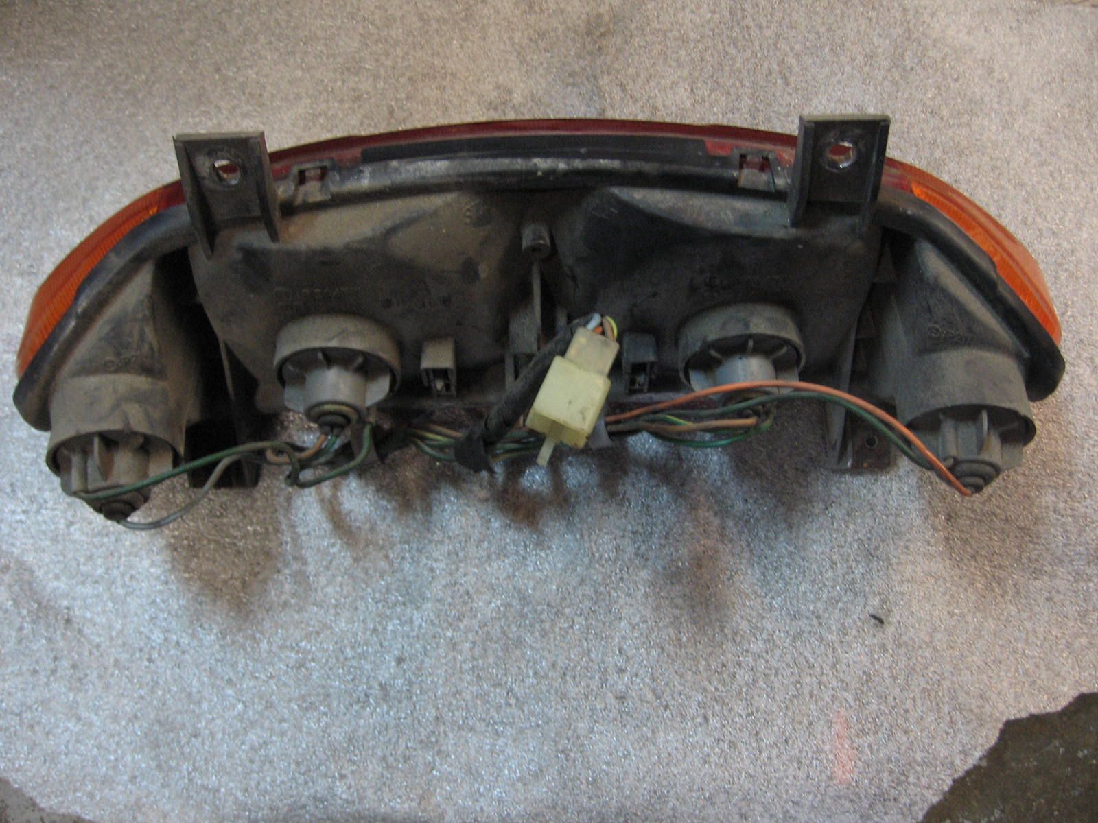 achterlicht knipperlicht unit	St1100   1991-93	33700-mt3-671	33701-MT3-670