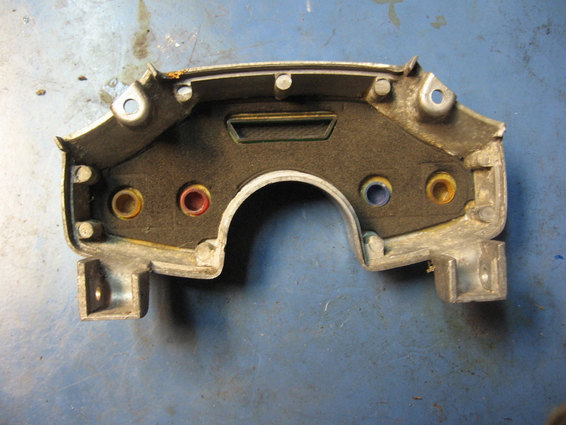 Bovenkant houder  controlelampjes	Xv75088-97 , xv1100 1988-99	3cf-8353E