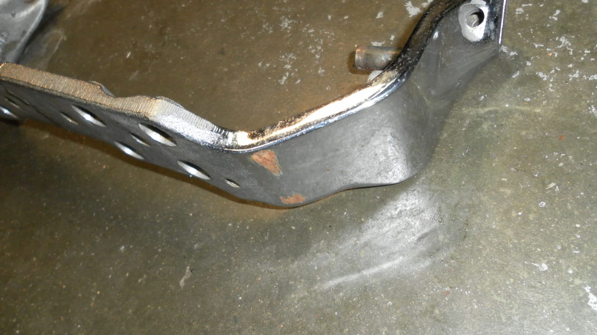 voetsteunhouder 	Vs1400 1990-2009	43510-38b01	43510-39b10 (2)