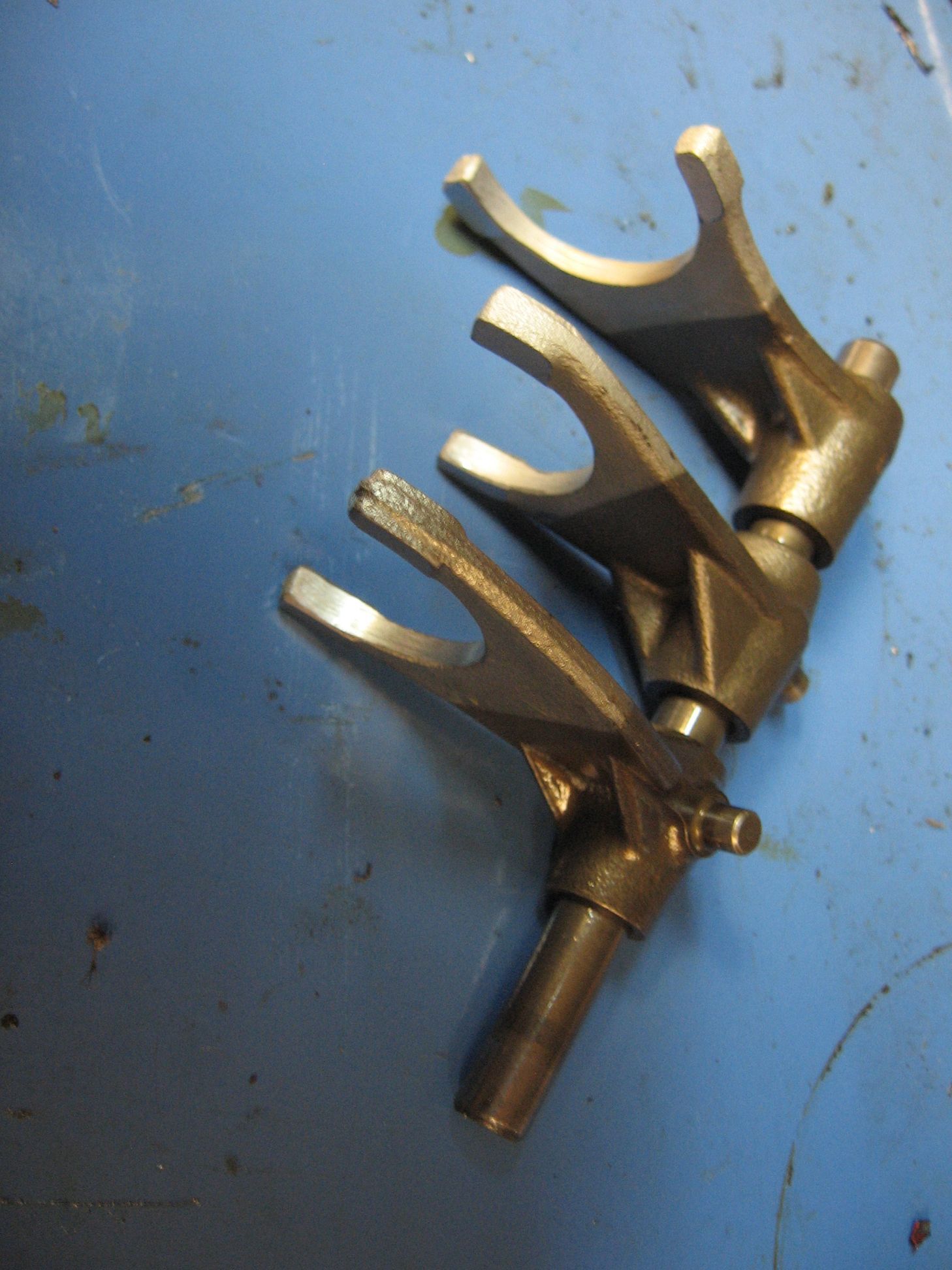 schakelvorken	gsx400e  	25211-44001 , 25221-44001, 25231-44000, 25411-31000	25411-31301