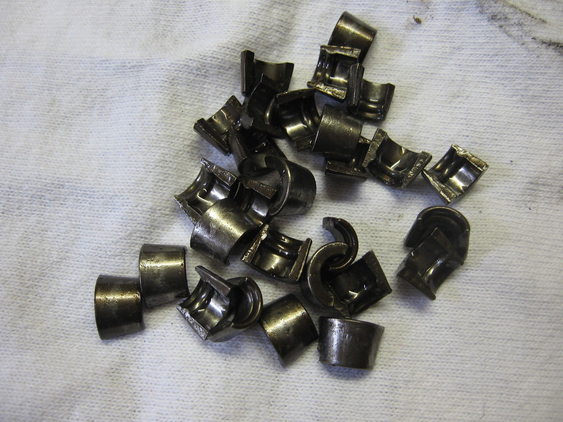 2x Klepspie , cotter valve	cb750  	14781-107-003	14781-107-020