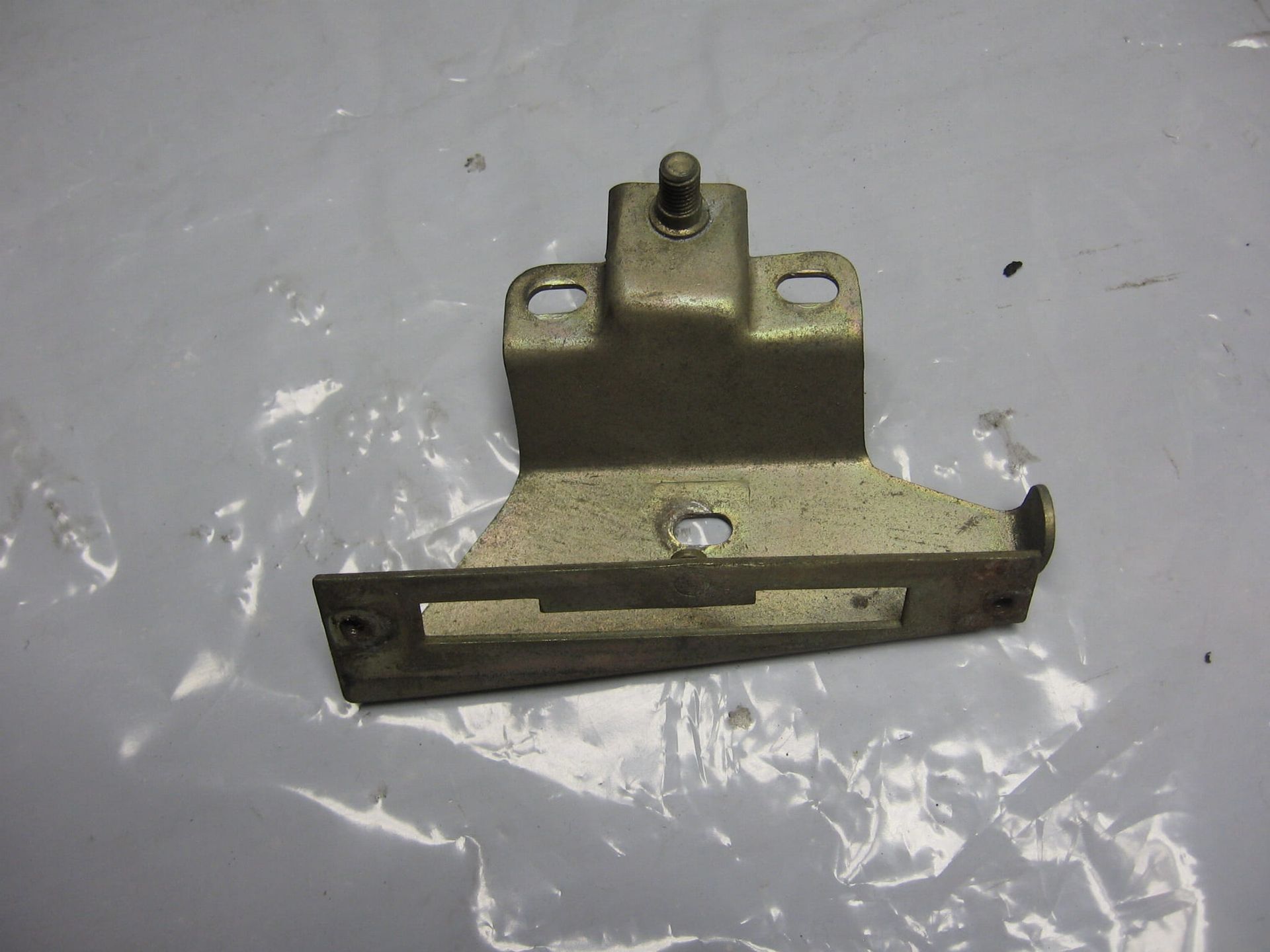 Linker steun in RT kuip opbergbakje 	R100rt 78-85 , r80rt 	63171238553