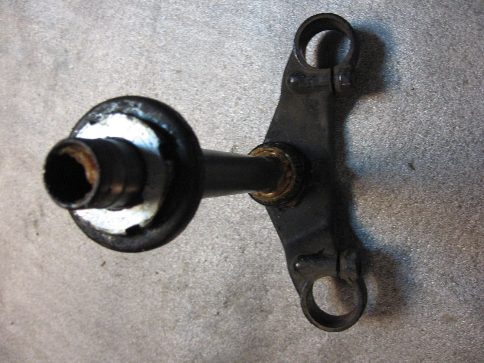 T-stuk , onderste balhoofdplaat St1100 53200-mt3-000 53219-maj-g50