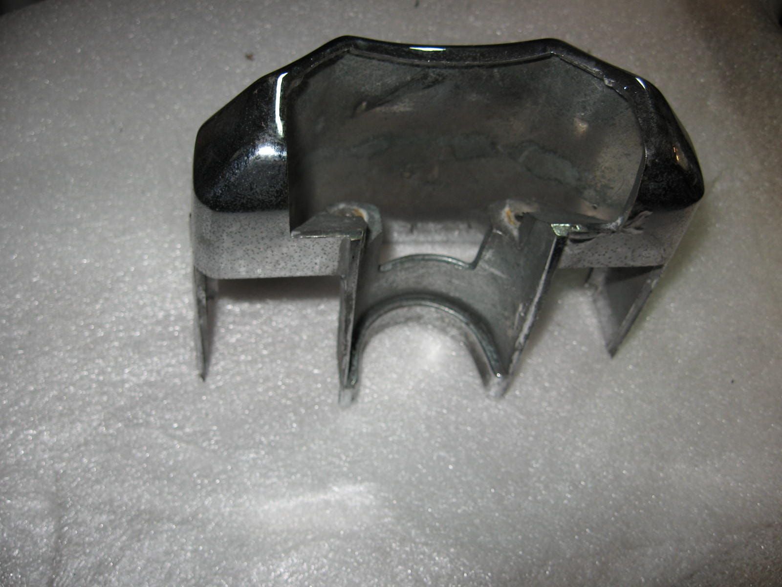 meter cover , onderste deksel lampjes midden	xv700 xv750 1984-97 , xv1100 1986-99	42x-83559-00 (2)