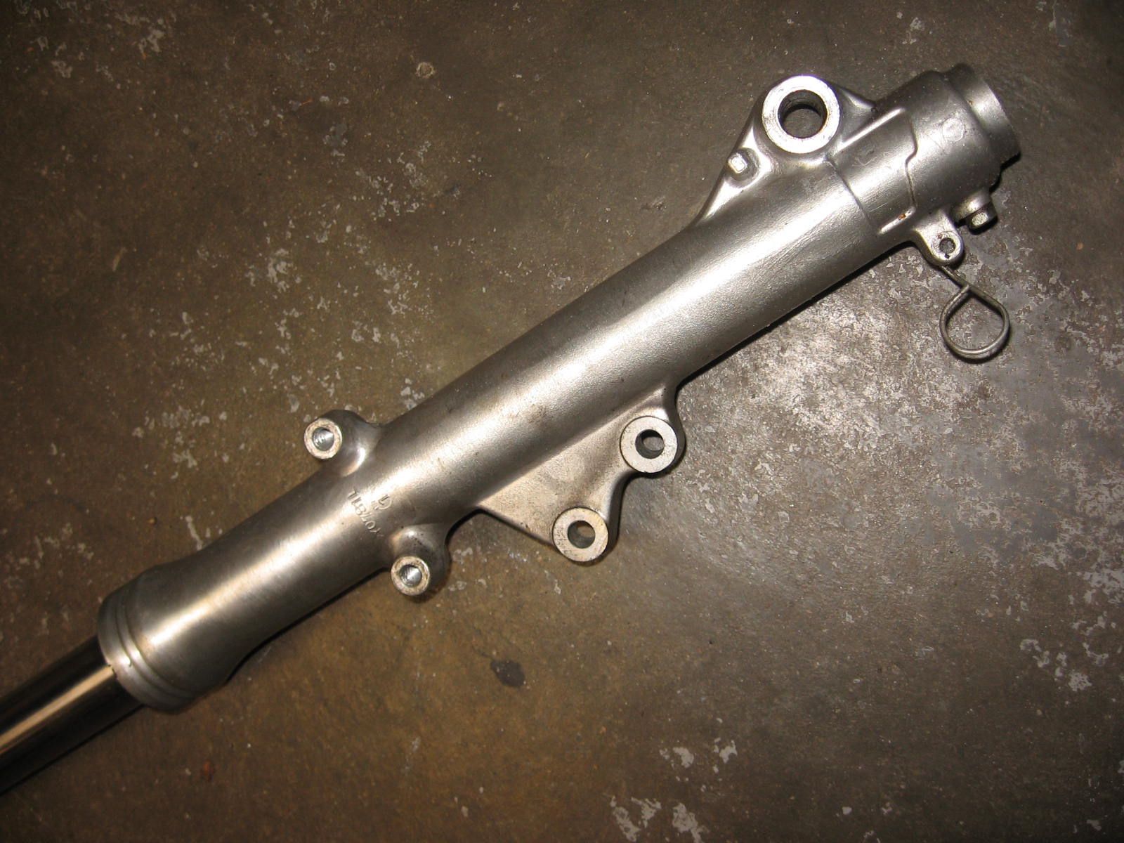 linker voorpoot	- lucht ondersteund - Xv920j   82	10L-23102-00	10l-23126