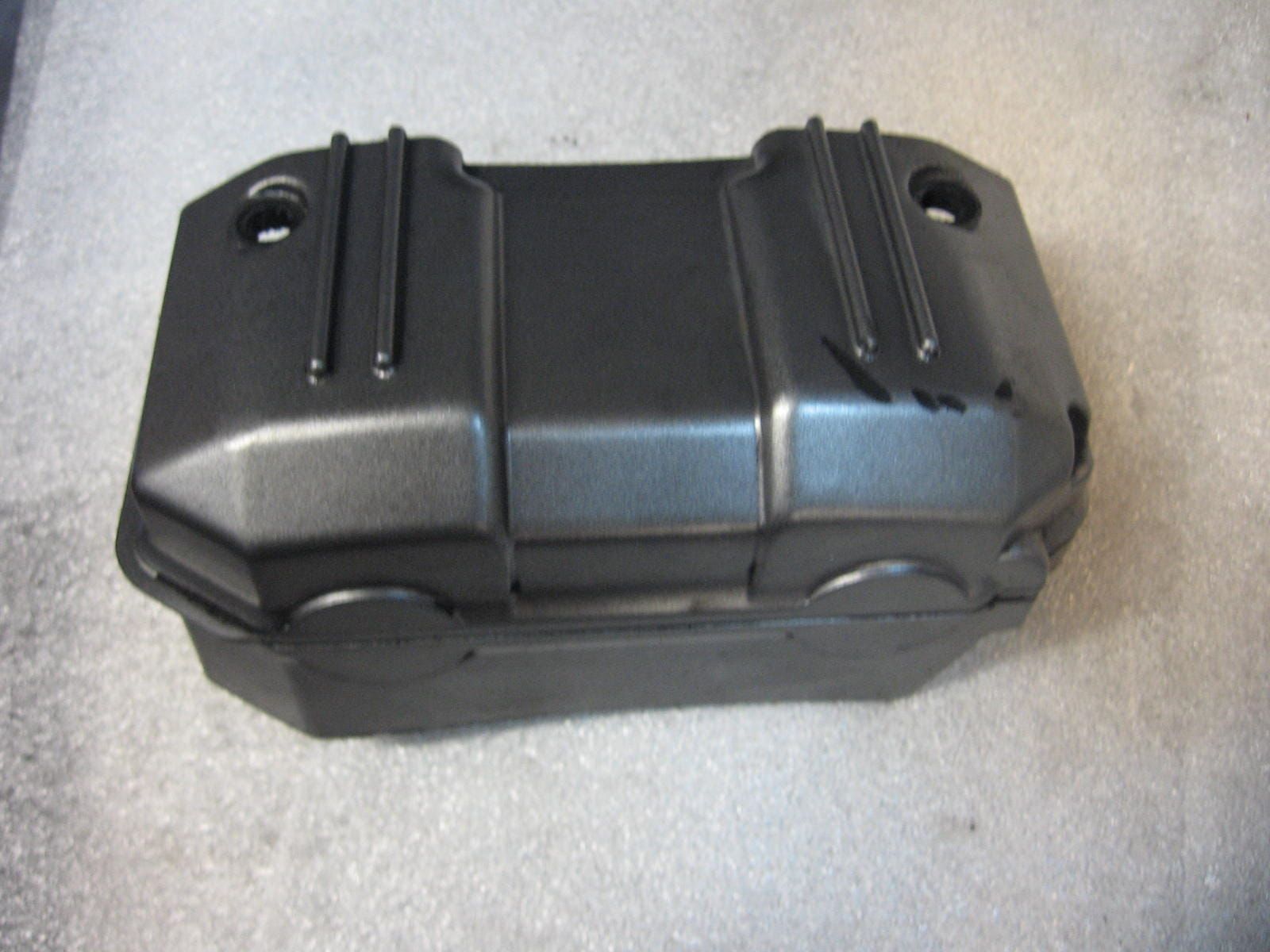 kunstof deksel op kop rechts	St1100   	12411-mt3-000