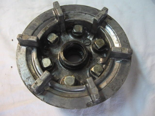 kettingwielhouder wiel  -- gsx400 e 1982 gn400,gs450-250-550		64651-11300 (1)