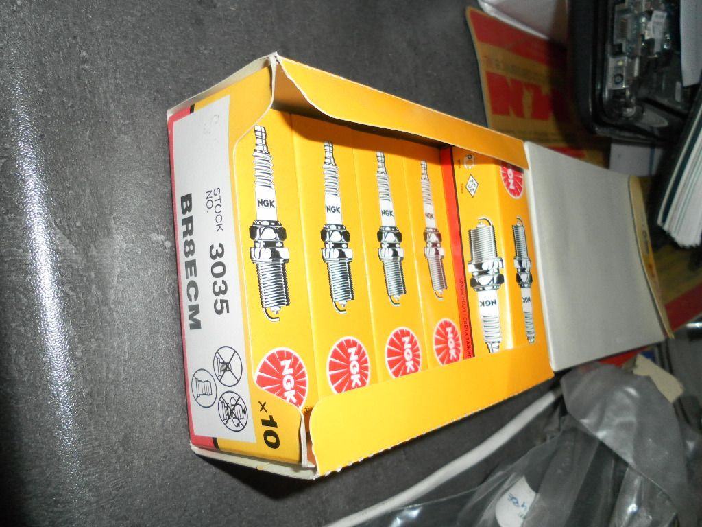 BR8ECM ngk bougie