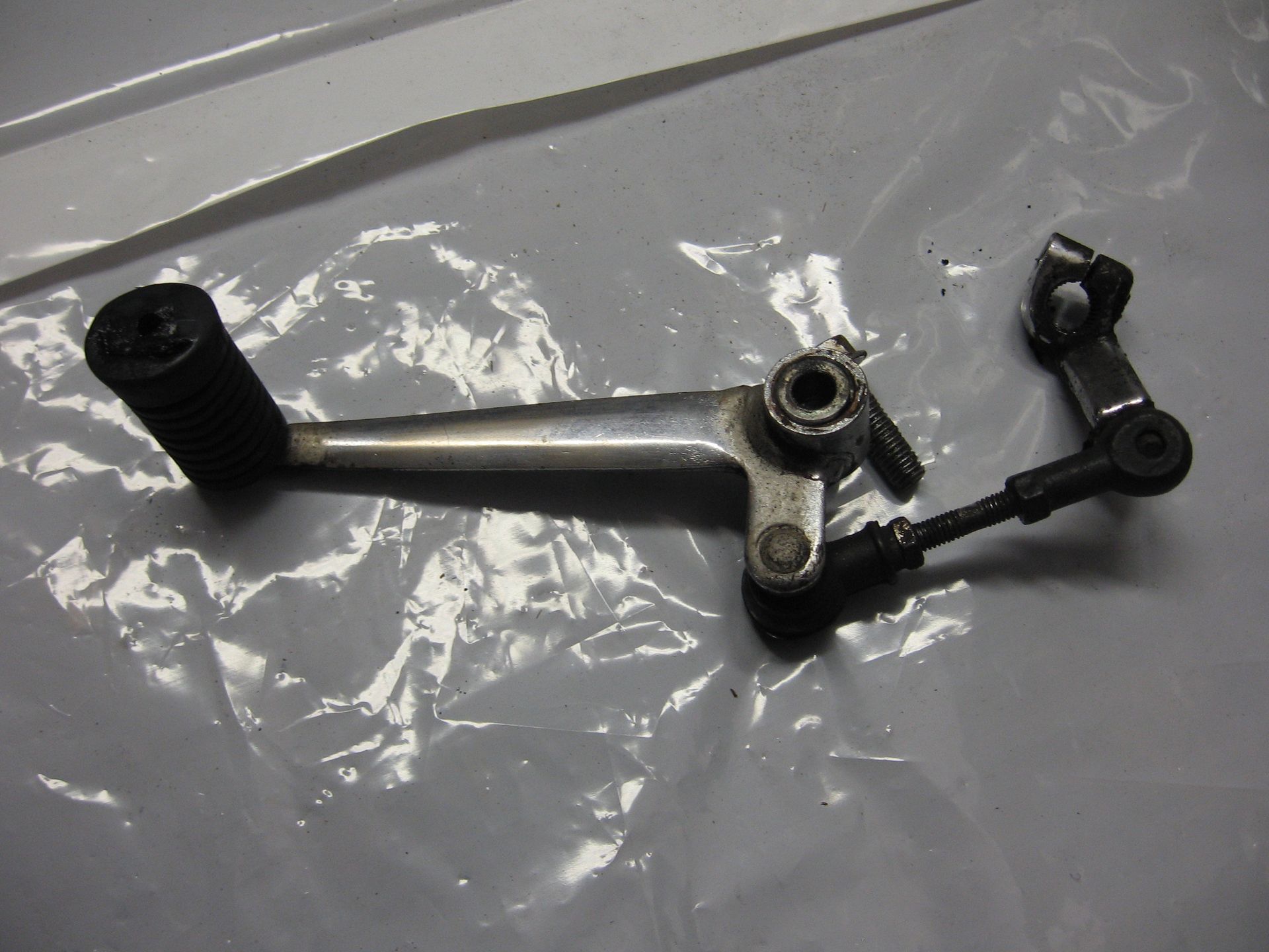 schakelpedaal	 Vf750s 82-83, vf700s 1984-85 , 24700-MB0-000 , 	24710-MB0-000 , 24720-MB0-000