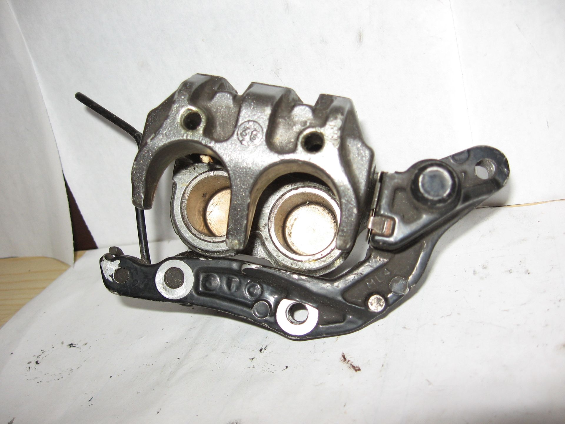 remklauw links cb450s 1986		45100-ML4-006 	45110-ML4-006 + 45101-ML4-006