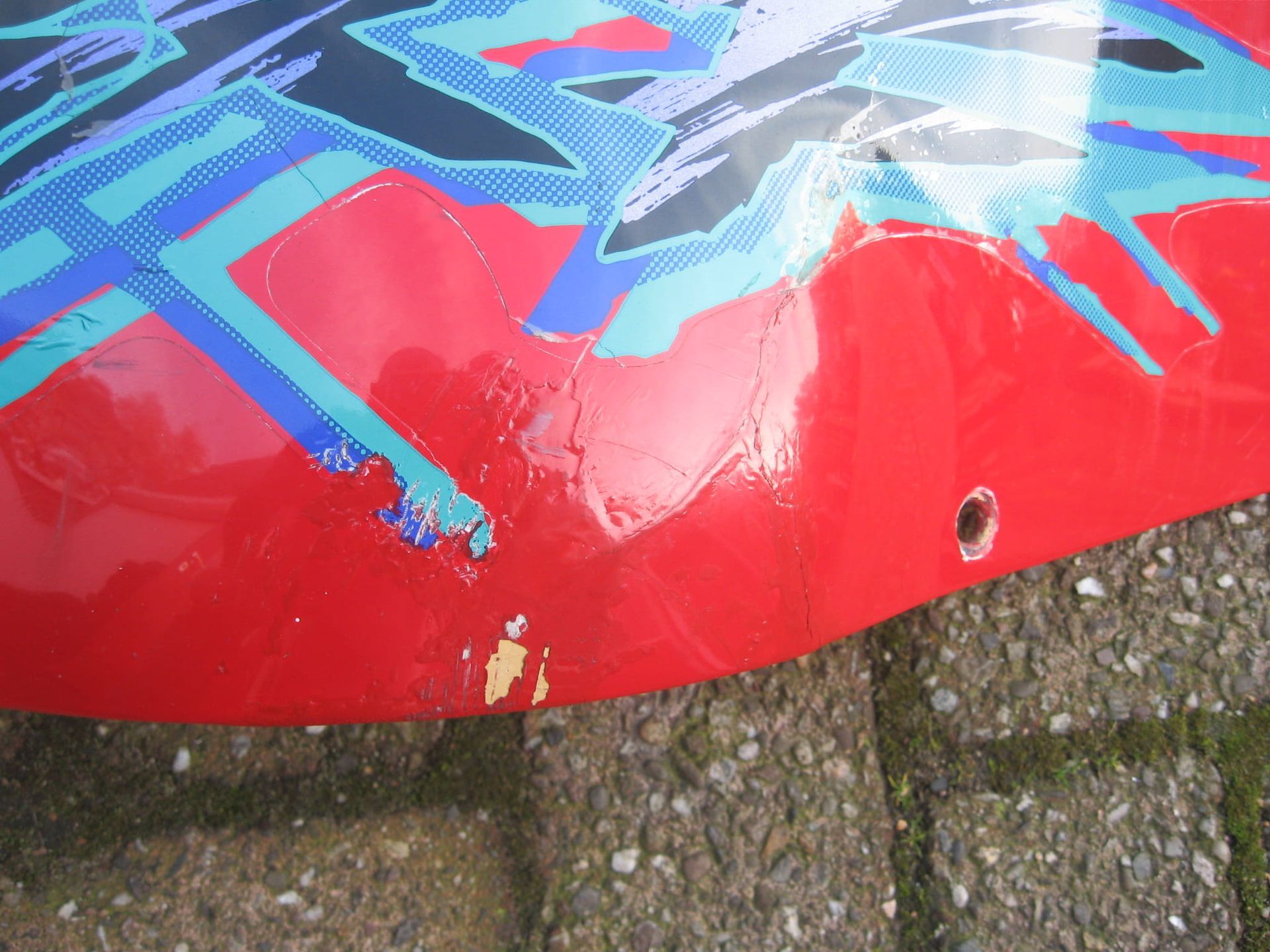 zijkant kuip links , gerepareerd	Gsx600f 1998-96	94402-43ch1-	94402-43cj