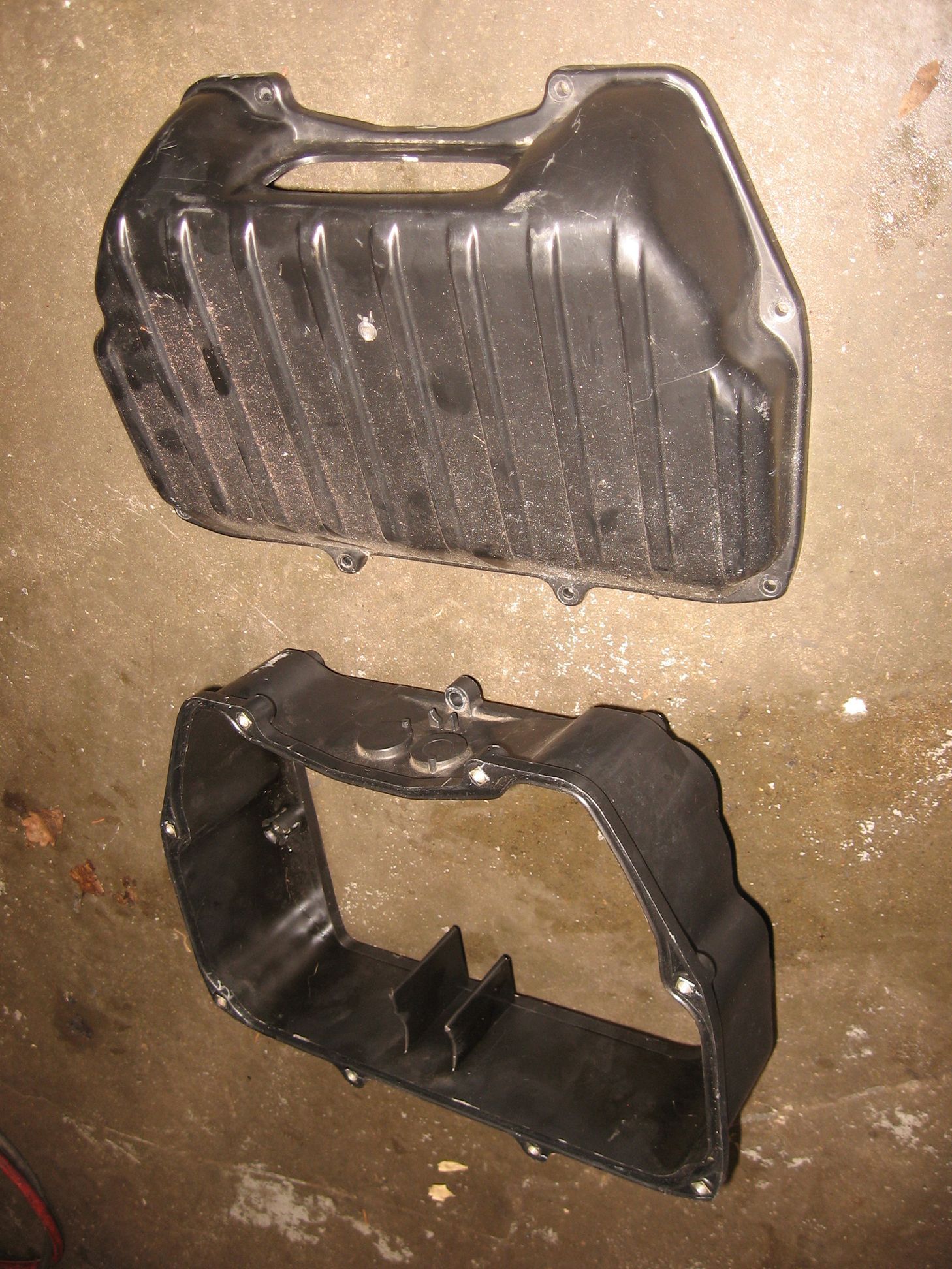 luchtfilterhuis	Vfr750f 90-93	17221-mt4-000,17231-mt4-731