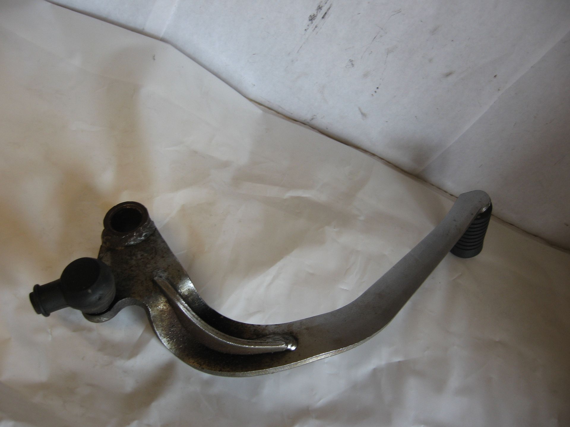 schakelpedaal	Vt500c 1985-86	24715-MF5-750