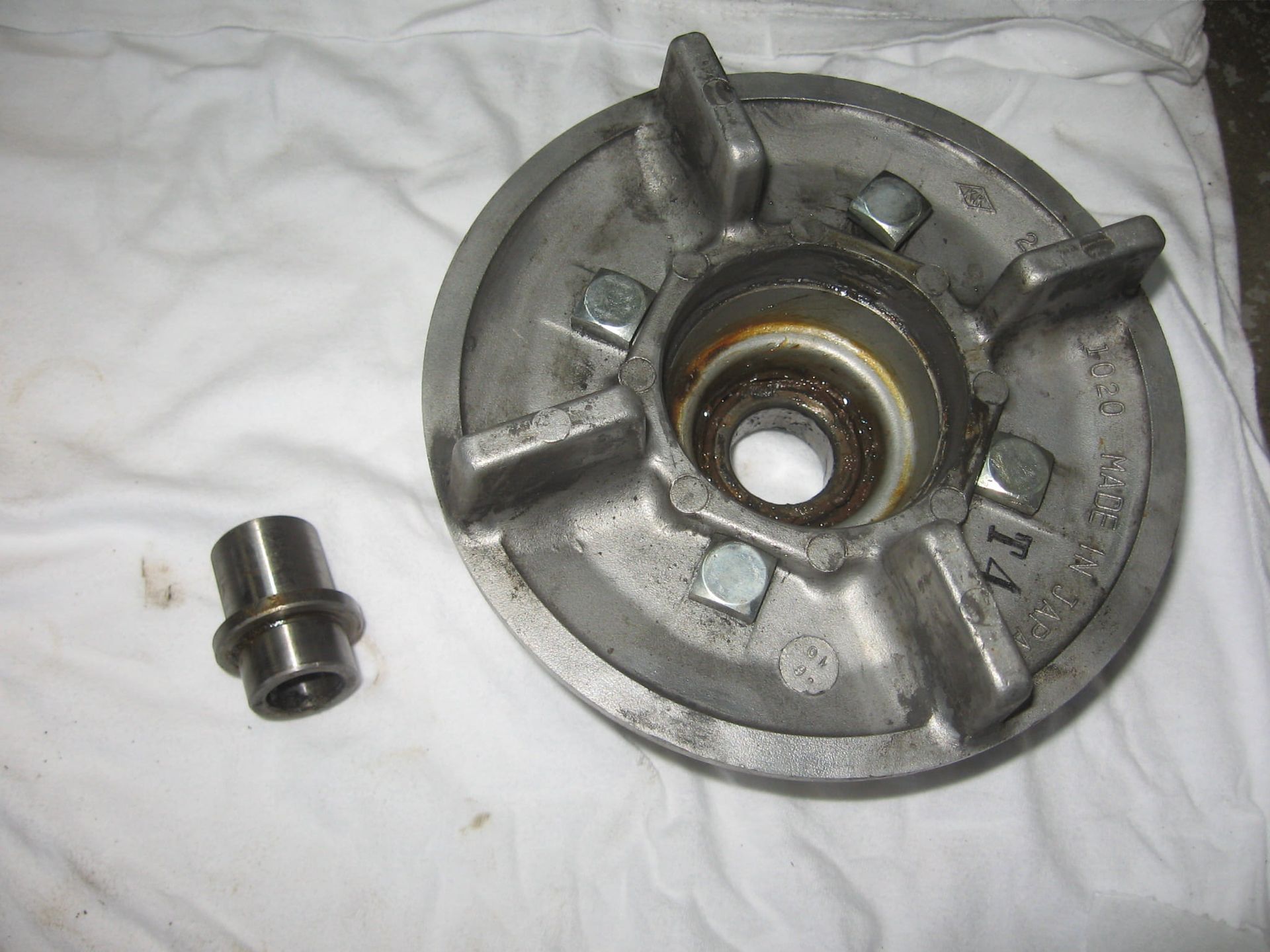 tandhouder -- kz 305 87-89 ,csr 81		42033-1044