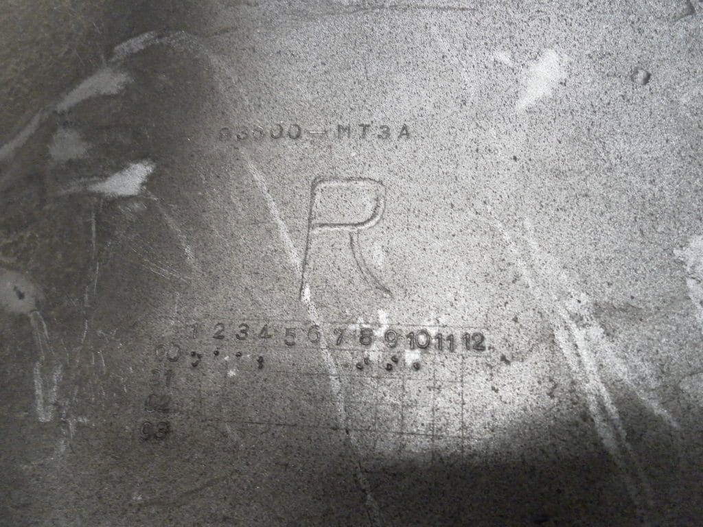 zijkant frame rechts , zwart gespoten , mist 1 pen	St1100 1991	83600-mt3-	83600-mt3