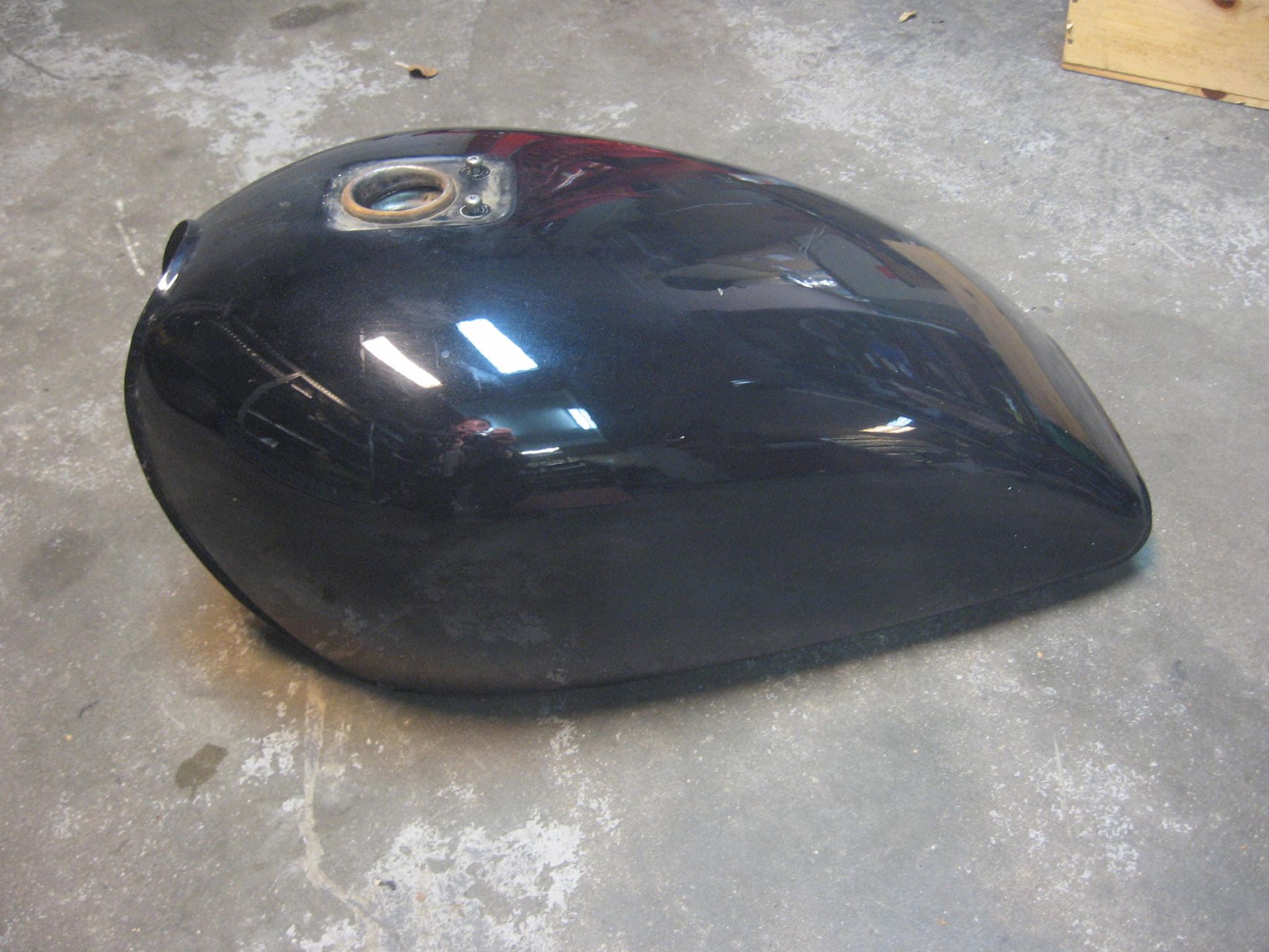 Benzinetank // kz750h2 ltd-4  1980-83		51001-1050 / 51001– 5073 , 51001-5132