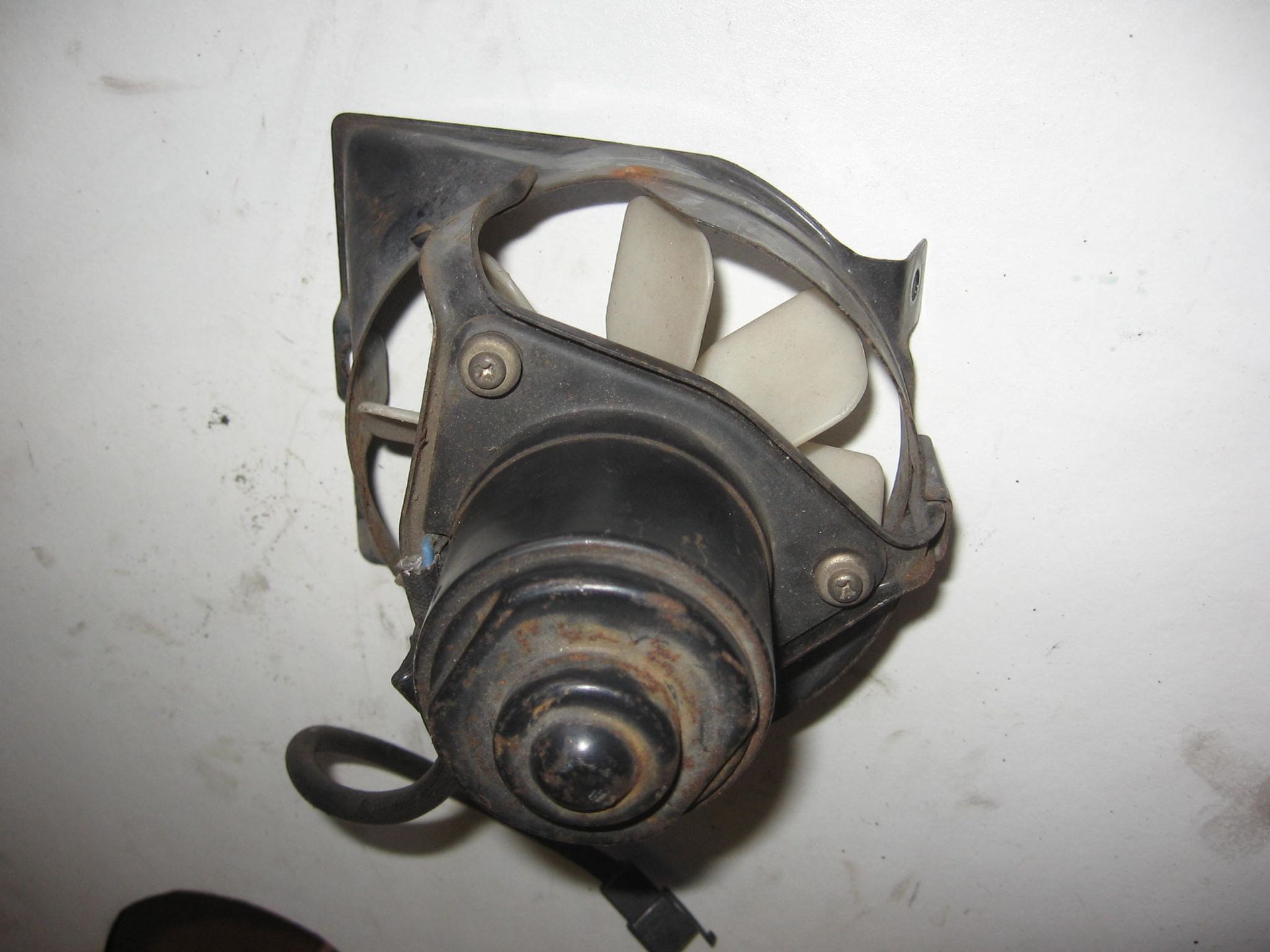 ventilatormotor met steun //  vf750f 1983-85 , vf700f 1984-85		19030-mb2-003,19015-mb2-003 ,19016-mb2-003	19035-mb2-003