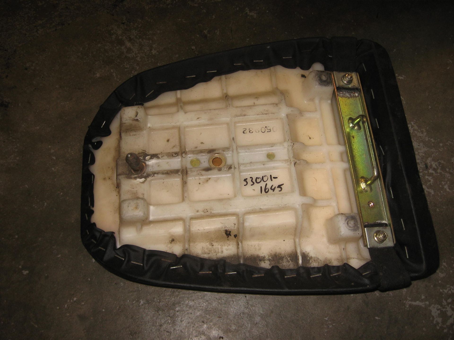 duo zadel ,rear seat // zxr400l ,zx6r 95-97 , 53001-1645