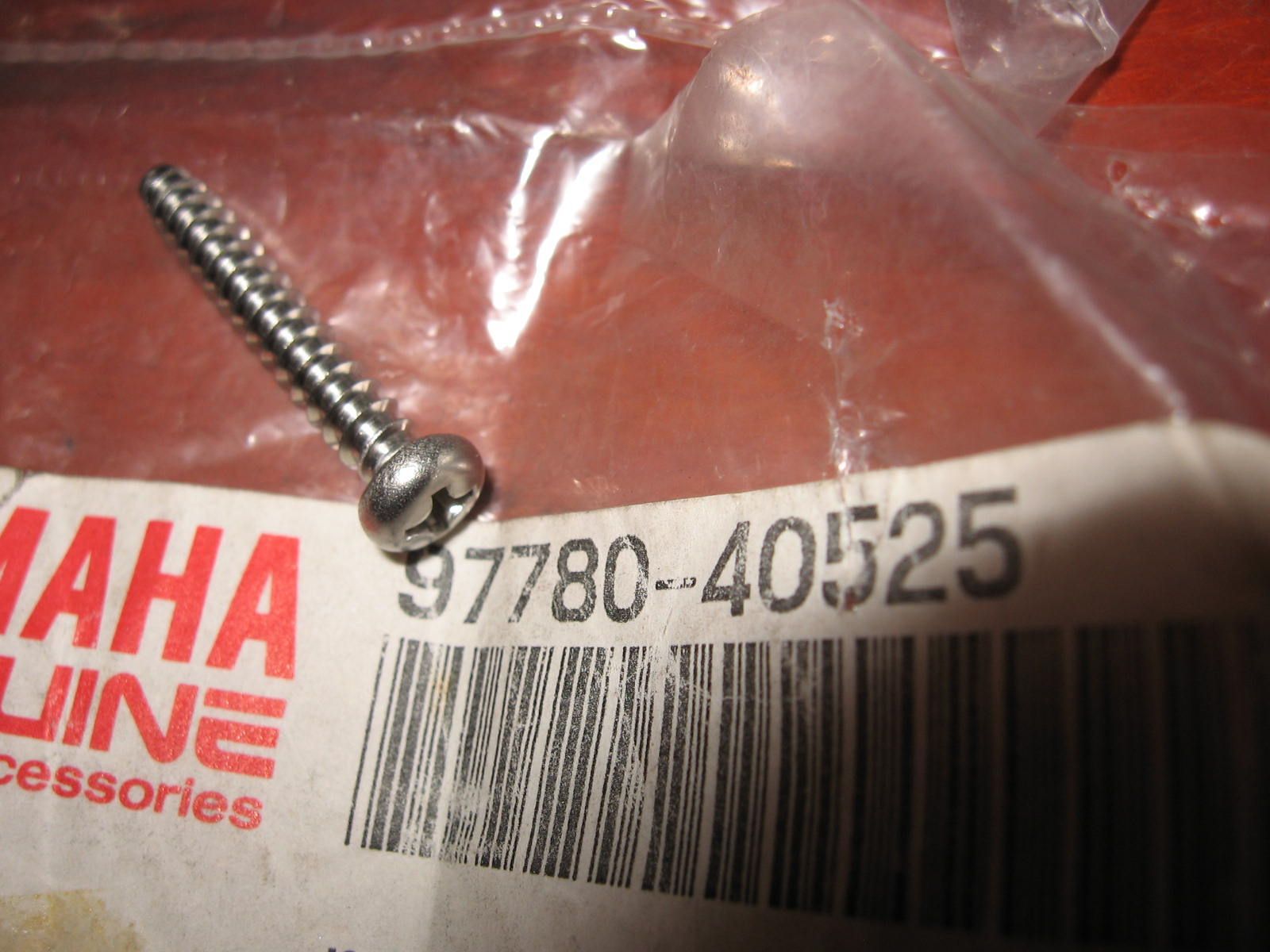 kuipclip + kruiskopschroef + kruiskopbout m4x16 . 90269-05049 + 97780-40525 + 98511-04016