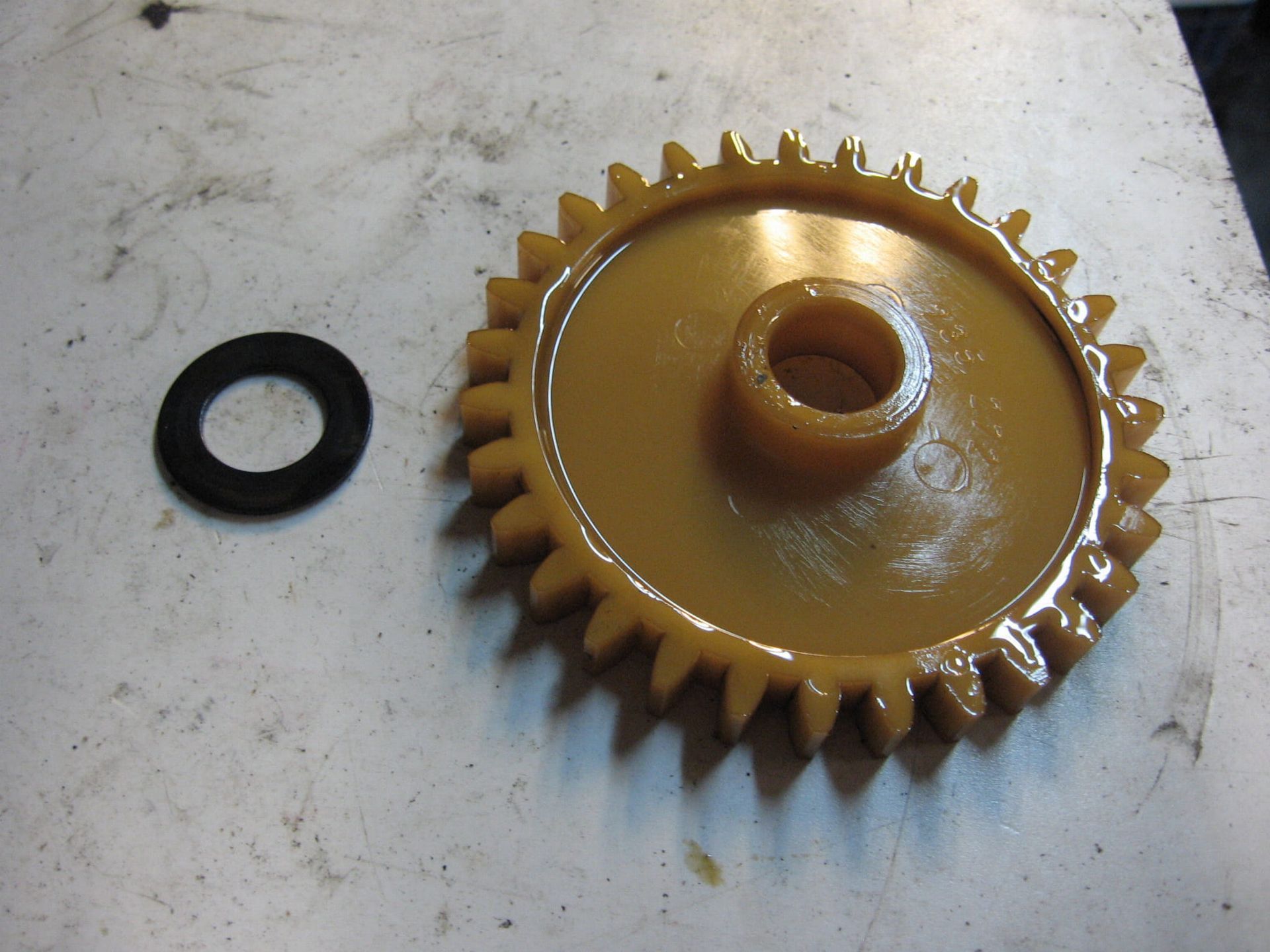 Gearwheel , kunstof , oliepomp aandrijving , F650gs 99-08 , dakar 00-07, f650, g650	11412343110 