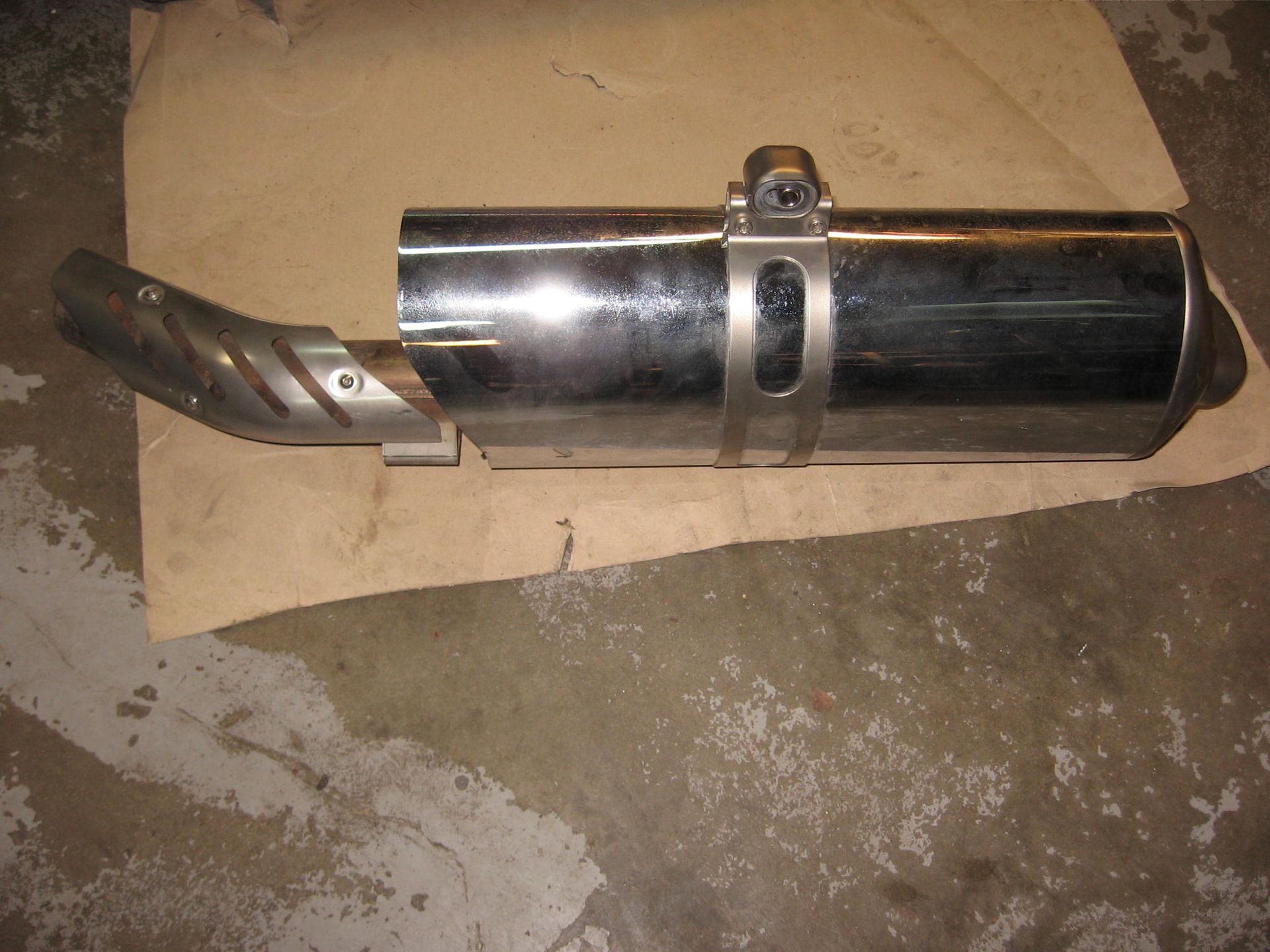 Uitlaatdemper // R1200gs R1200GS adventure 18127694460		18127694463	18127694462