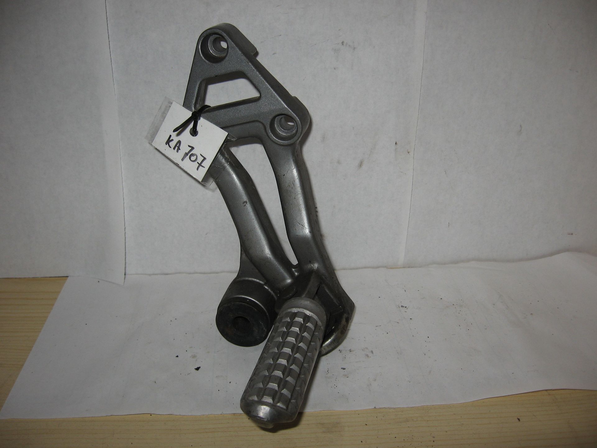 voetsteunhouder duo links	Zzr1100r 90-91	35011-1521