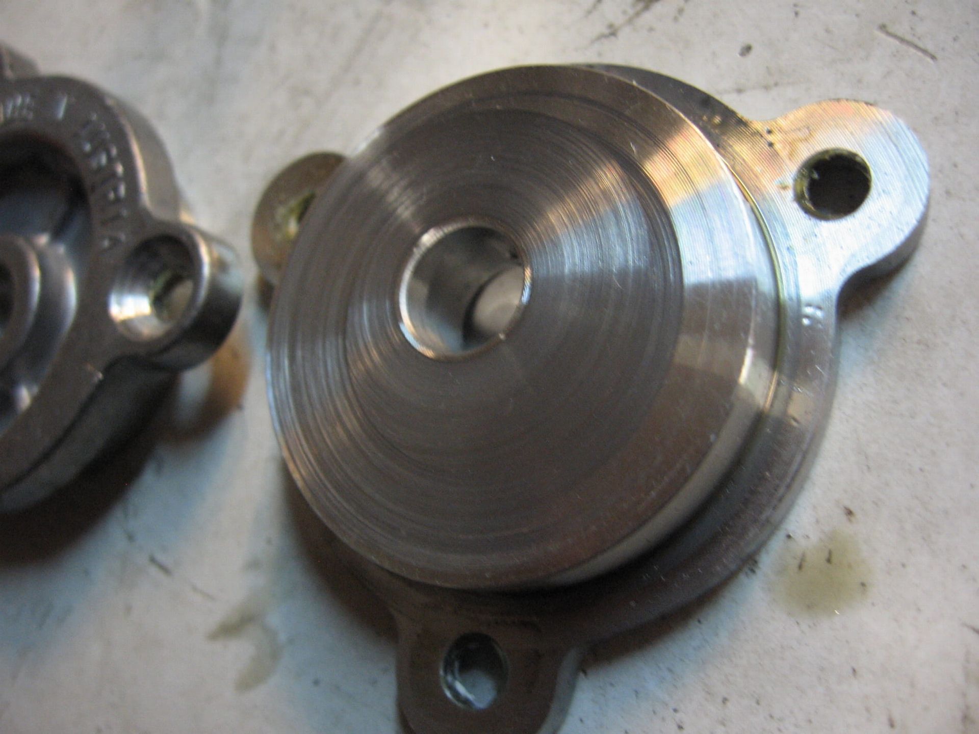 deksel oliepomp	F650gs 99-08	11417700106 (1)