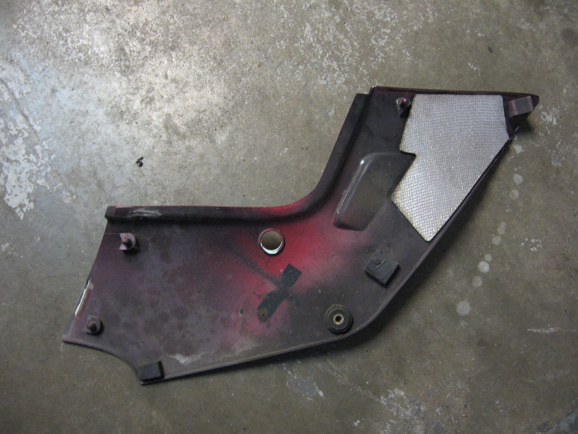 zijkap frame links	gsx1100F r 1988-94, 	47210-48C60