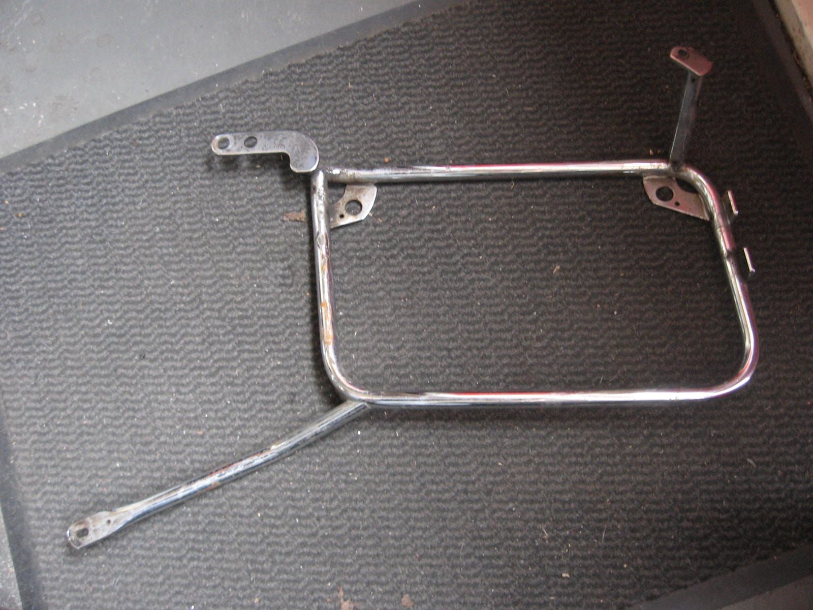 kofferreksteun rechts	2kleps	46541241576	46541240942