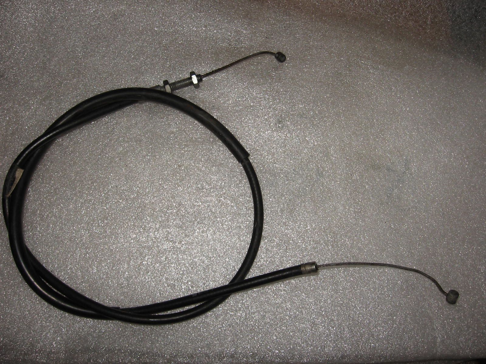 gaskabel sluitend 	Gpz500s  1987-2009	54012-0059	54012-1335