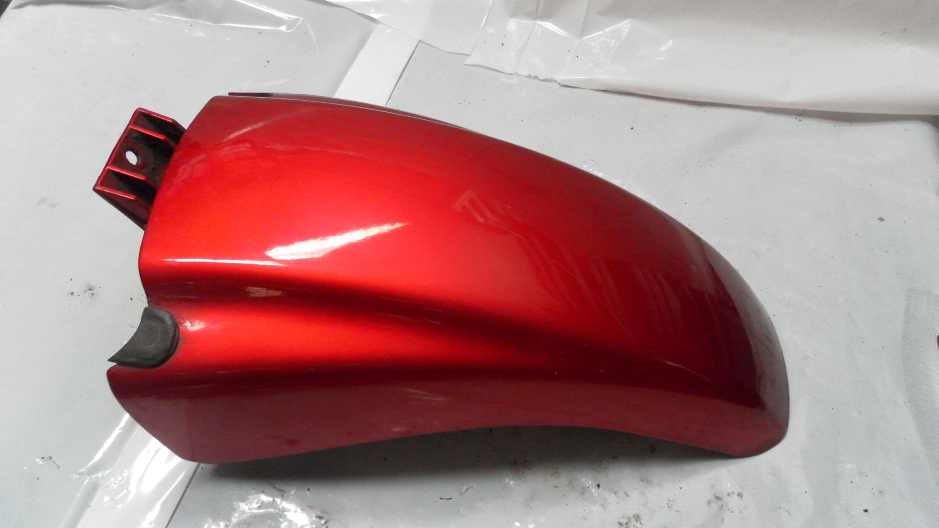 achterkant voorspatbord , rood 675	K75 86-95  	46611453966	46611456904