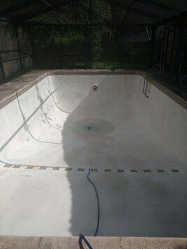 Dirty pool (After) — heat pumps in Lakeland, FL
