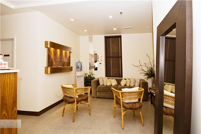 Dr. Daniel Suh, DMD Jersey City NJ, Waiting Room