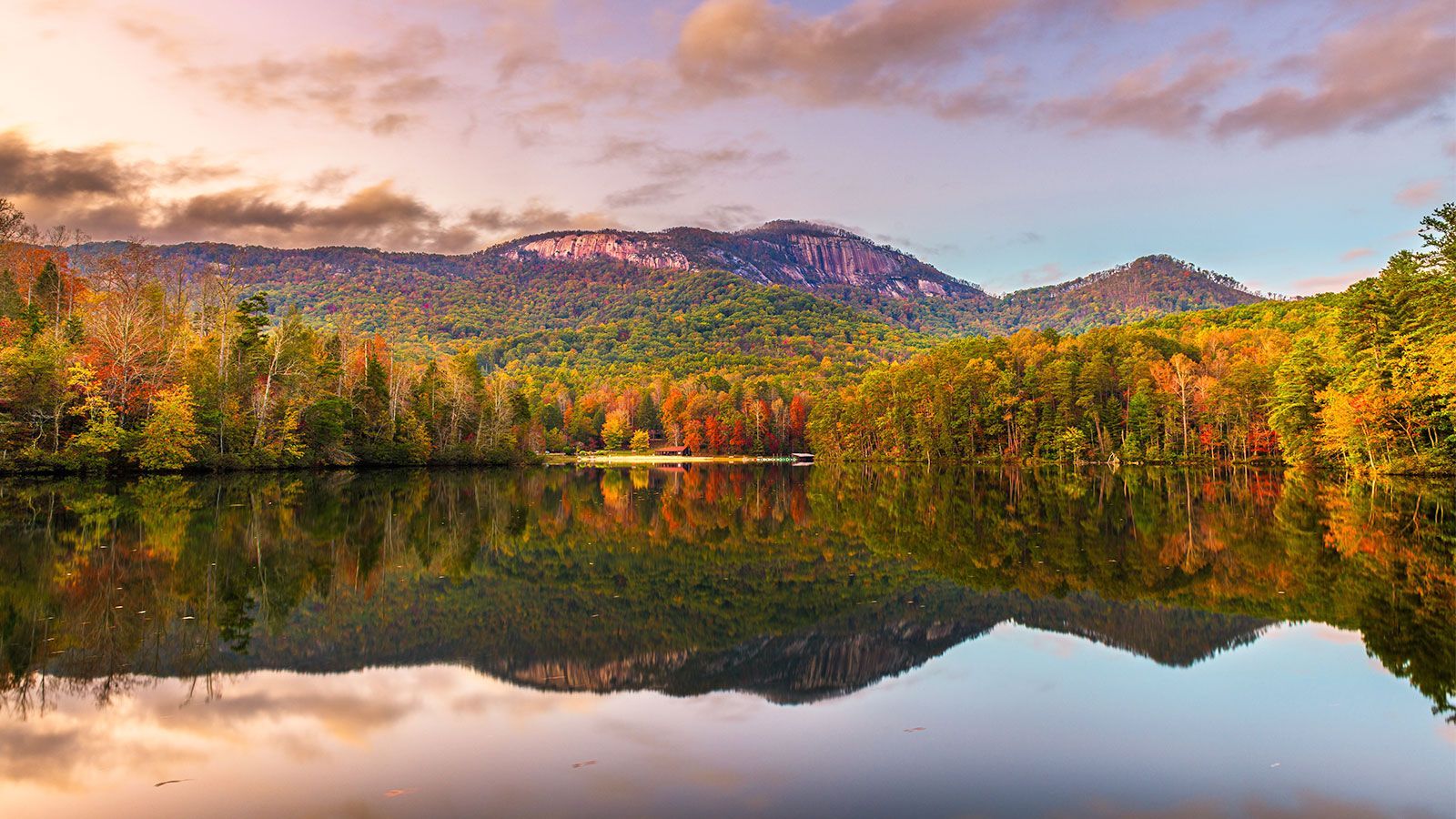 Lake Pinnacle is the smaller of two lakes located in Table Rock State Park.