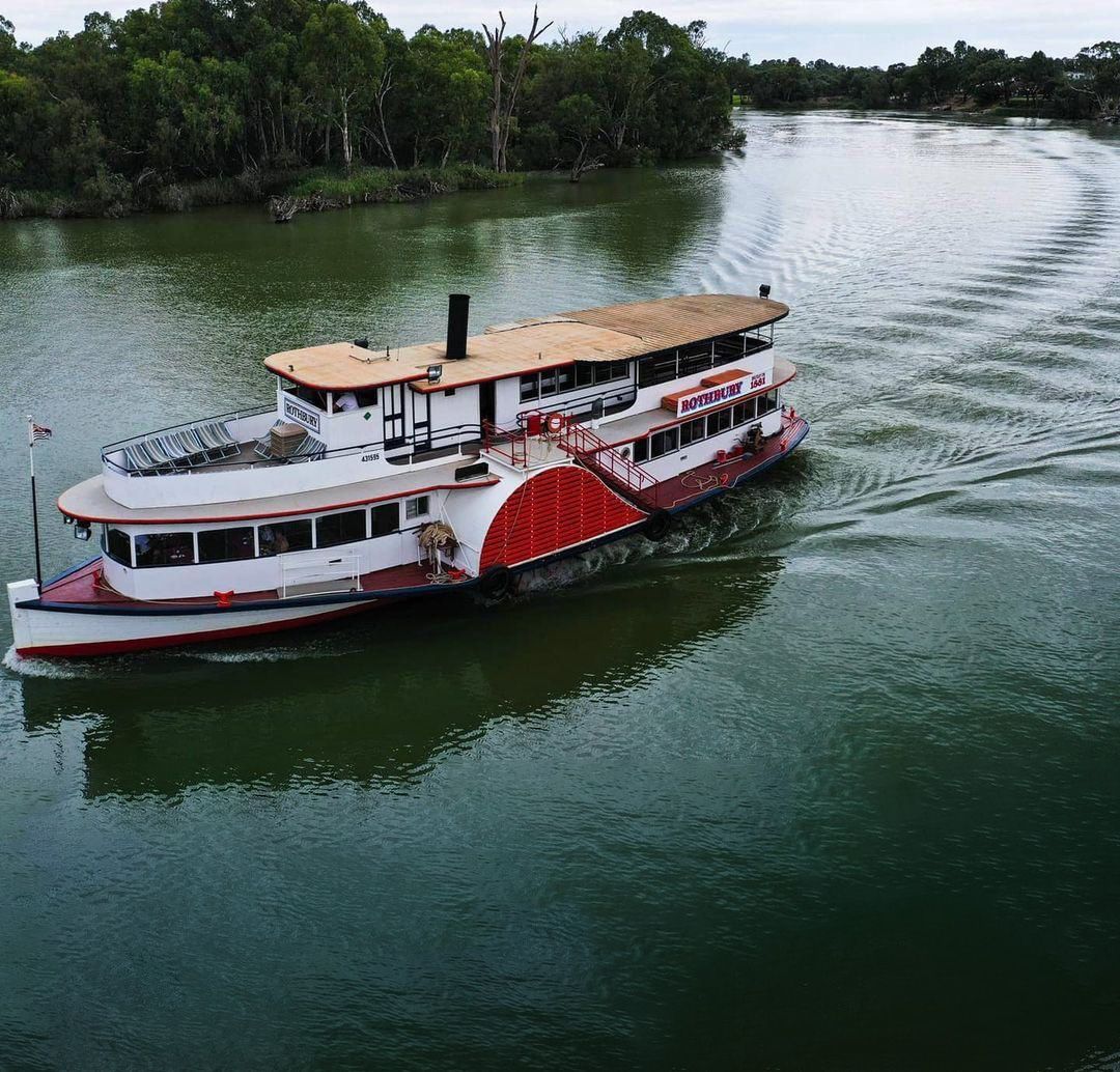Apex Riverbeach Holiday Park Paddle Boat River Cruise