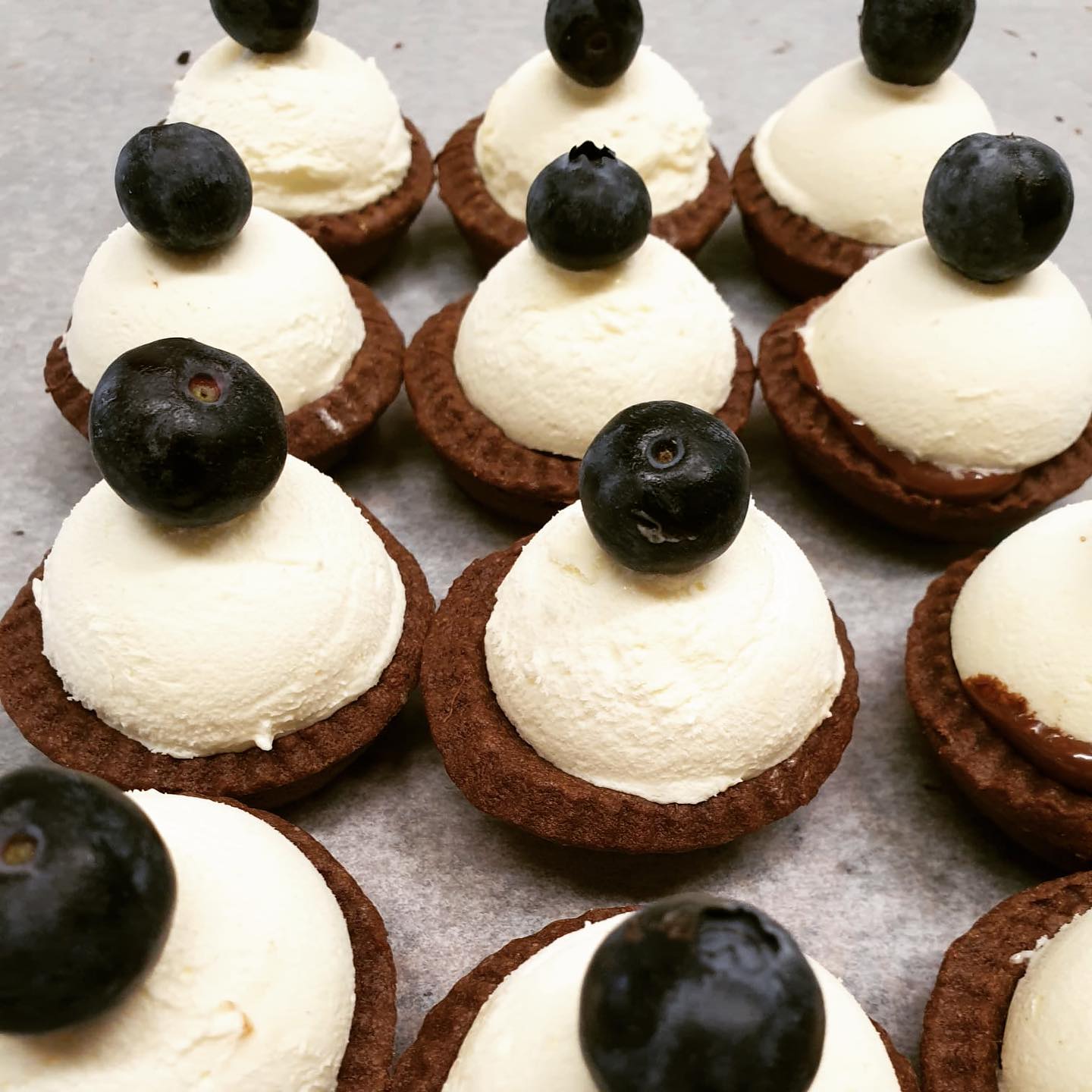 pasticcini al mirtillo