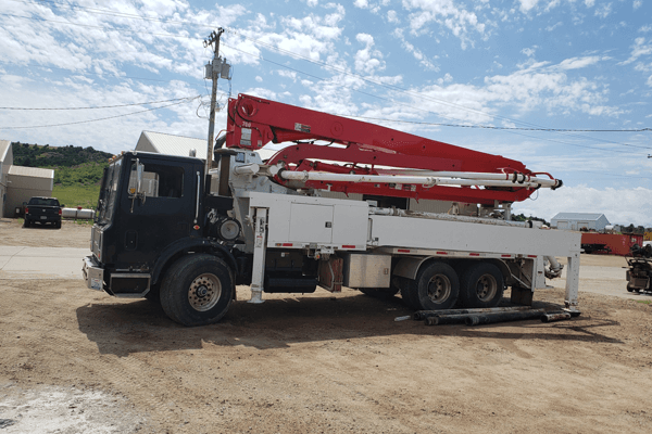 Chamberlain Redimix LLC service crane truck — Chamberlain, SD — Chamberlain Redimix LLC