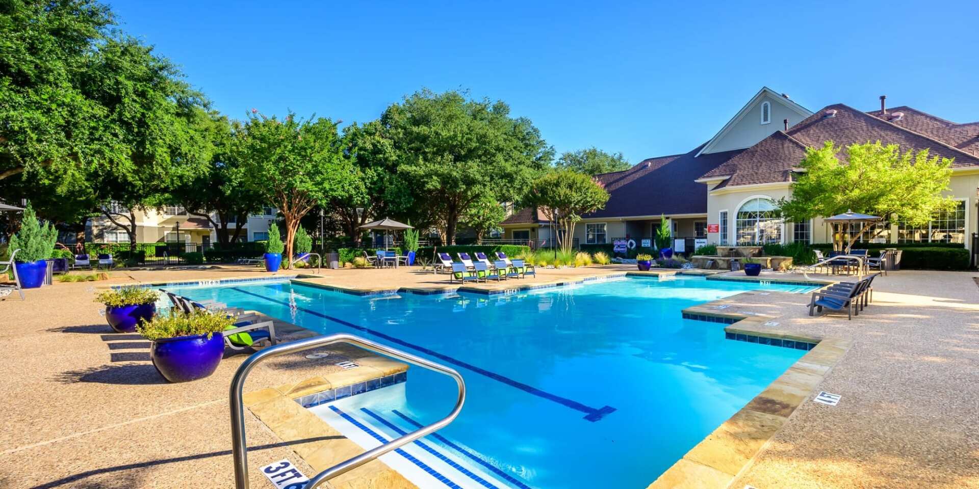 23hundred-at-ridgeview-apartments-for-rent-in-plano-tx