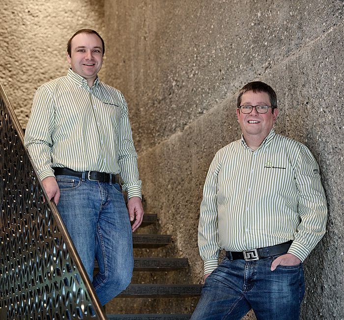 Thomas Burtscher und Christof Frick von der Firma Frick Burtscher Holz mit Technik GmbH in Dornbirn