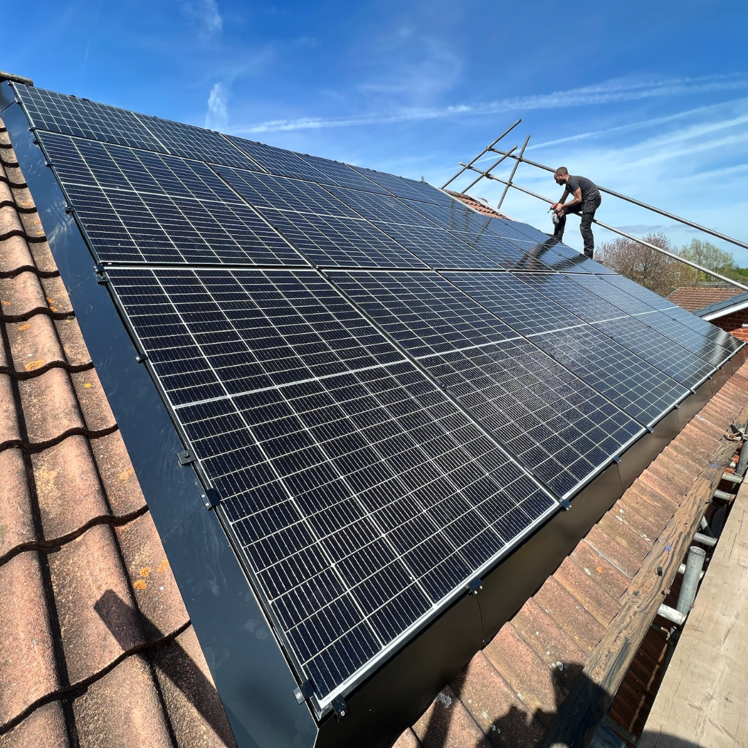 Green Leaf solar panel installer with solar panels