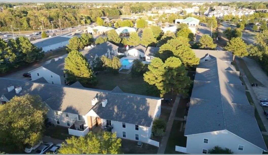 Westbury Park Apartments in Conway, AR. IKO Cambridge architectural in Harvard Slate