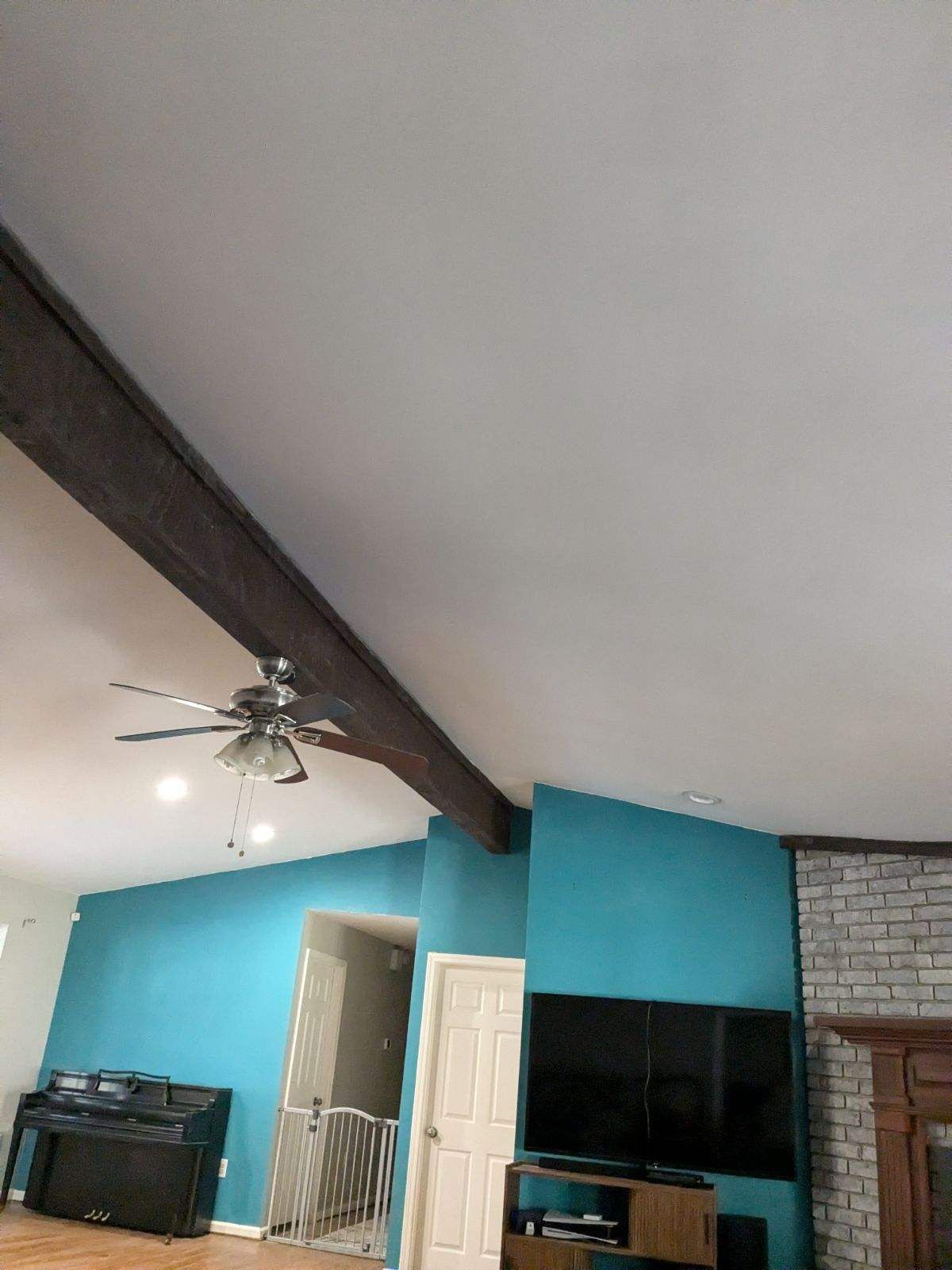A picture of a house with a paragon logo on it