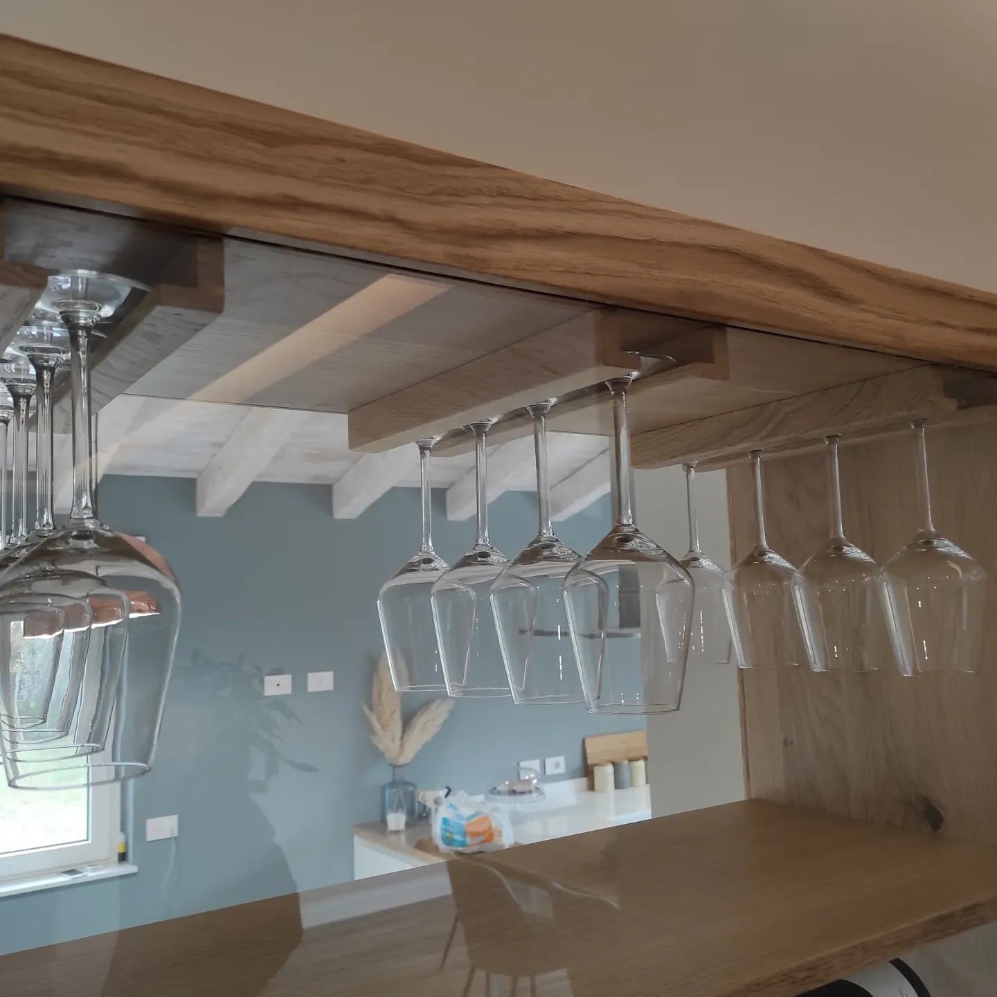 mensola per bicchieri in legno