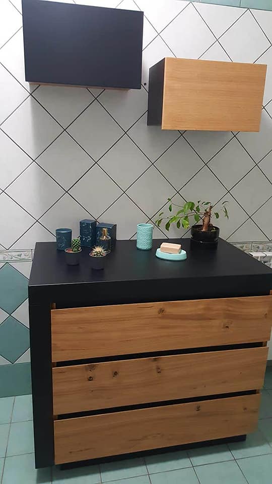 mensole e cassettoni in legno