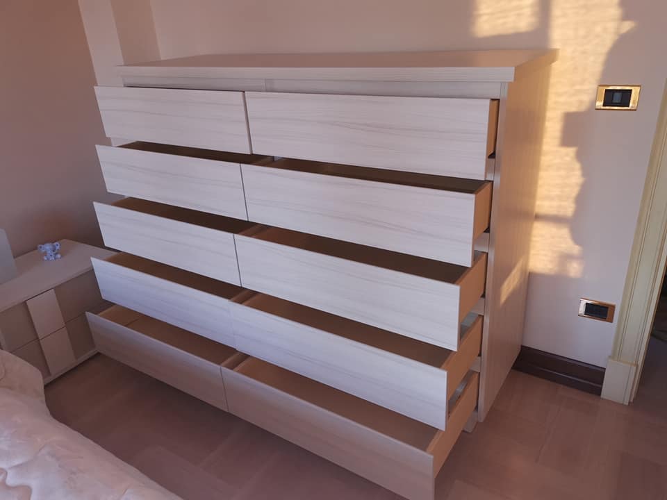 cassettone in legno rovere