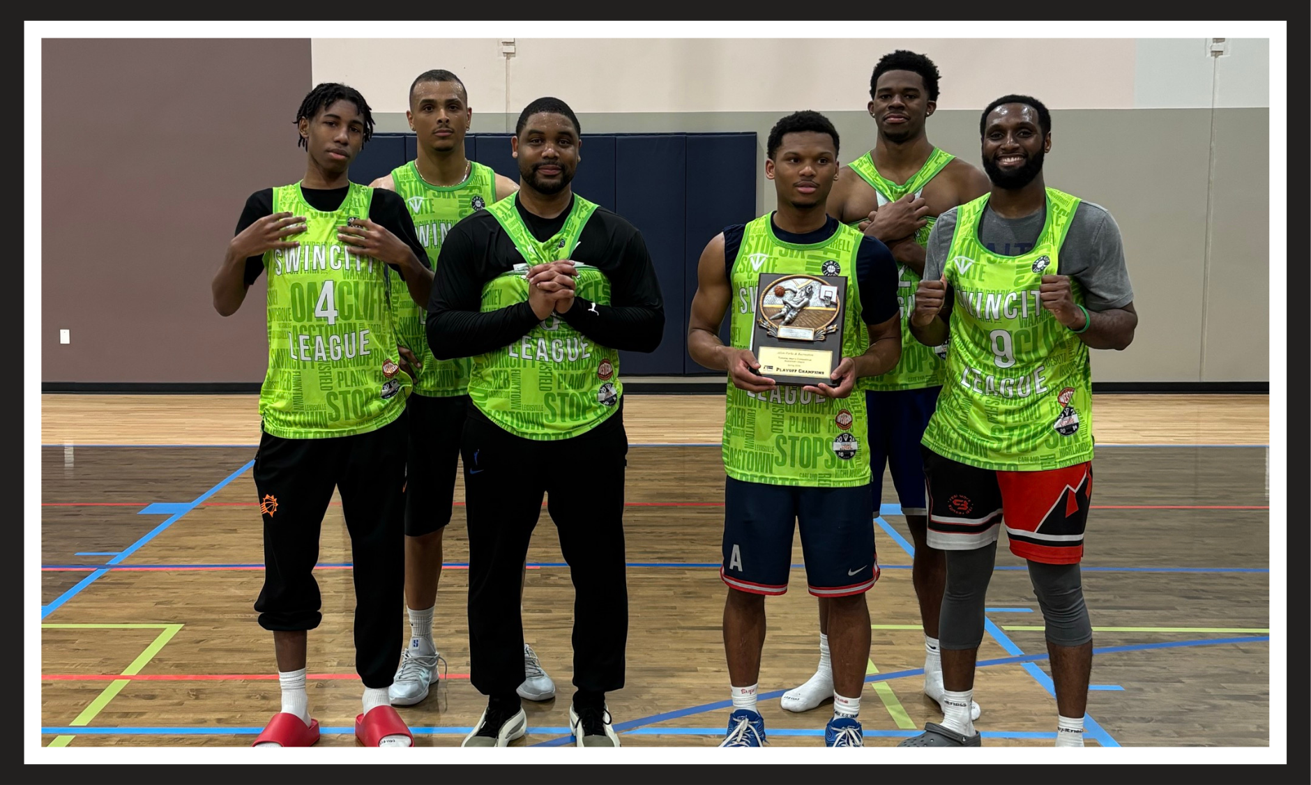 Championship photo of team 
